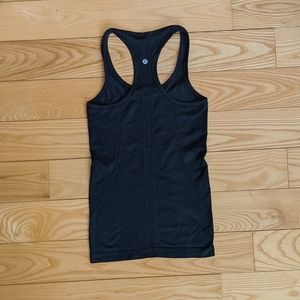 Lululemon Swiftly Tech Tank